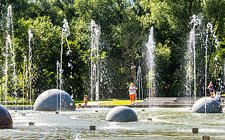 Od rana olsztyńskie fontanny są napełniane wodą. Jednak nie wszystkie w tym roku zostaną uruchomione